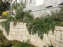 Gartengestaltung mit Natursteinmauern